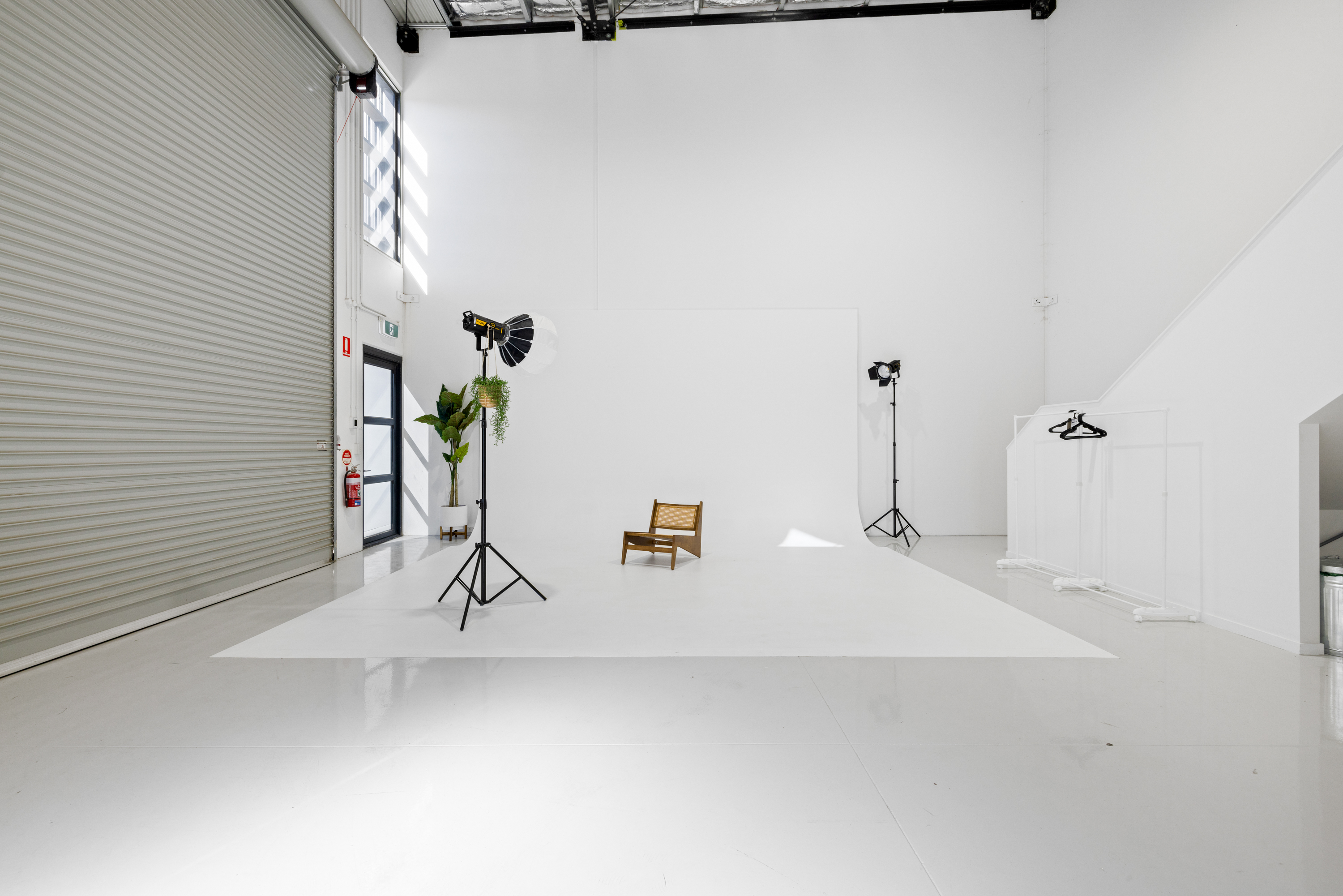 Cyc wall with lighting setup